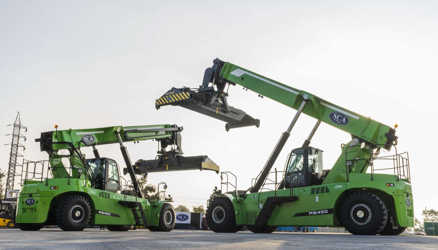 SCA Electric ReachStacker